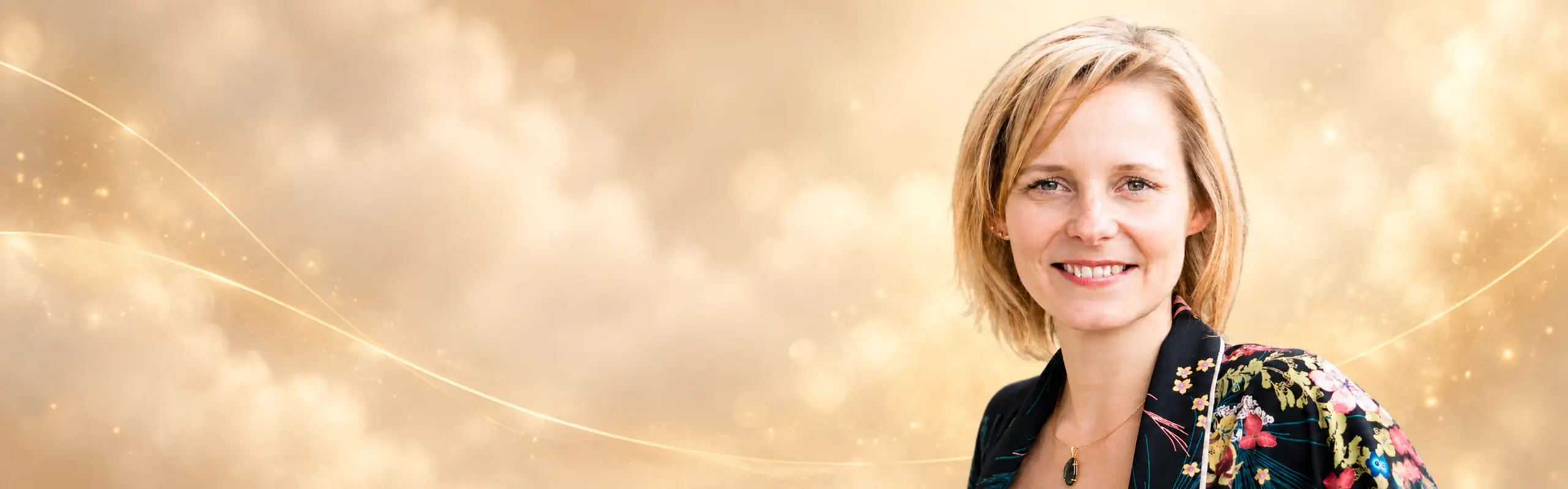 Valeria Told vor goldenem Licht